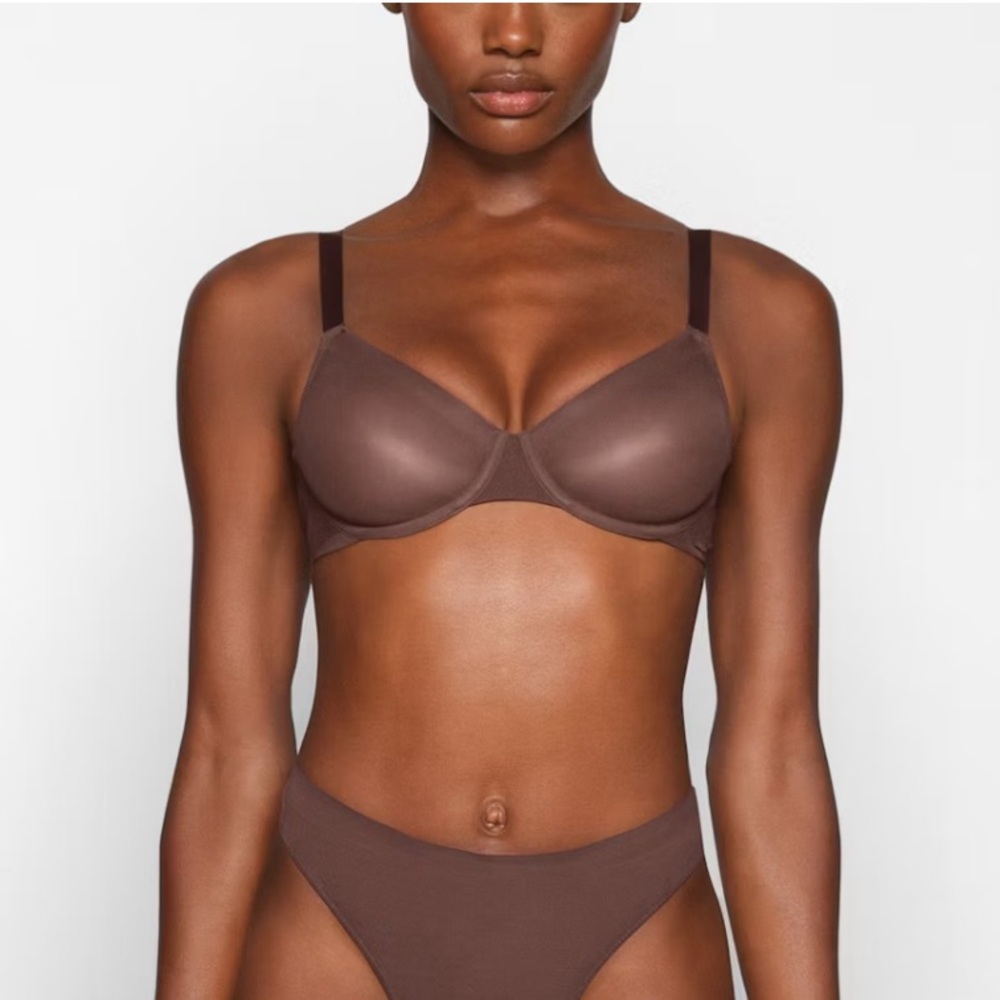SKIMS No Show Unlined Demi Bra